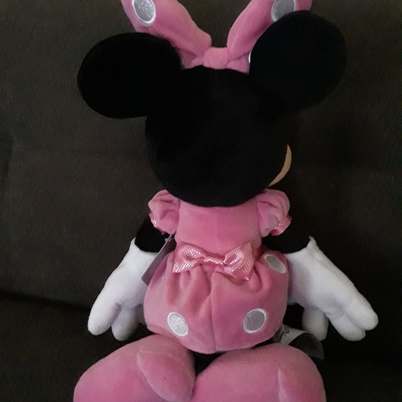 Christmas Disney Store minnie mouse doll pink 18 inch - Picture 4 of 6